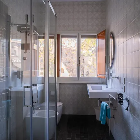 Domus Galla Placidia: Unesco Heritage View Holiday home *