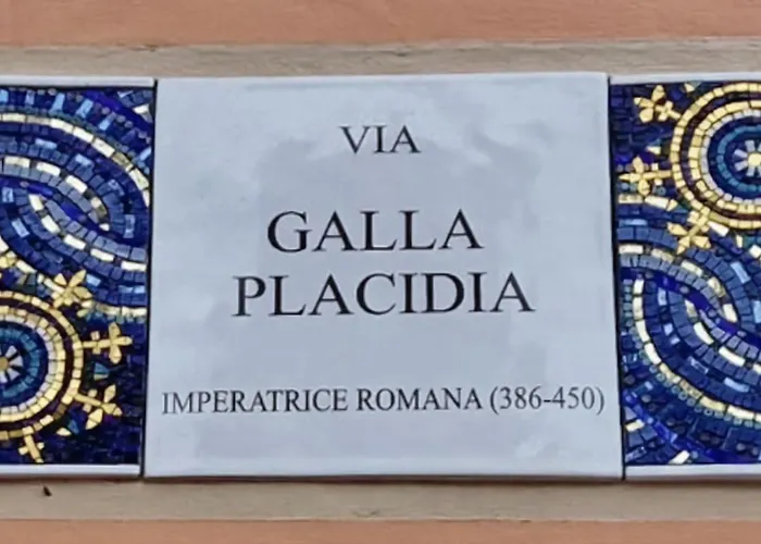 Ferienhaus Domus Galla Placidia - Superlative View - 50 Meters From Unesco Heritage Sites - San Vitale - Galla Placidia *